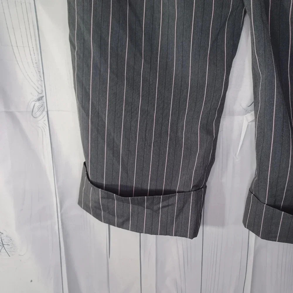 Dolled Up Gray And Pink Pin Striped 90’s Y2K Office Siren Capri Pants - Picture 9 of 9